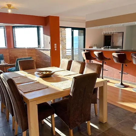 De La Coulee - De Grand Standing Avec Offrant Vue Sur La Vallee Chalet Eyne